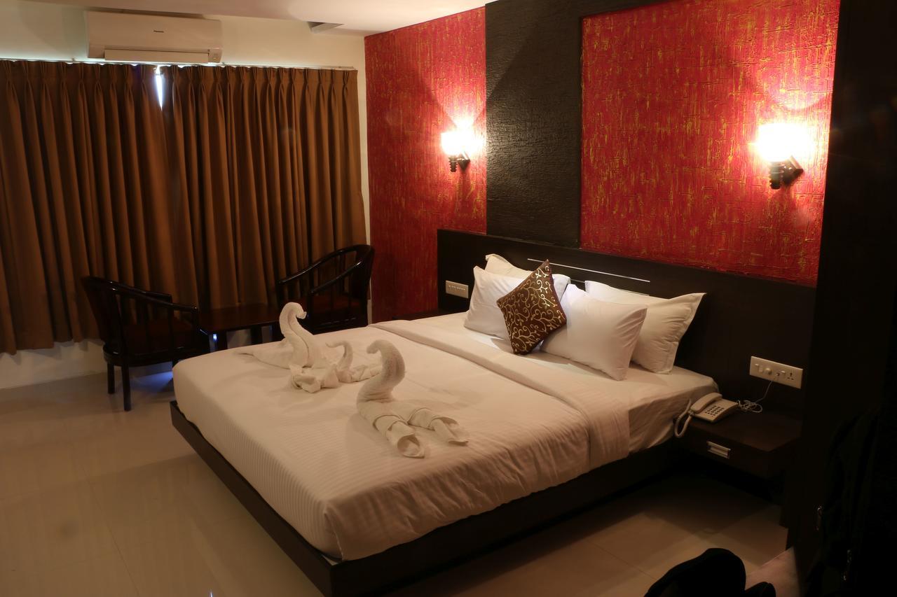 Hotel Reevanta Даман Екстериор снимка